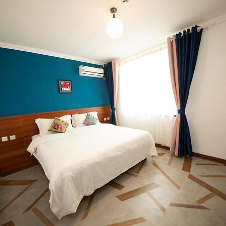 Ou Lu Business Hotel Циндао Екстериор снимка