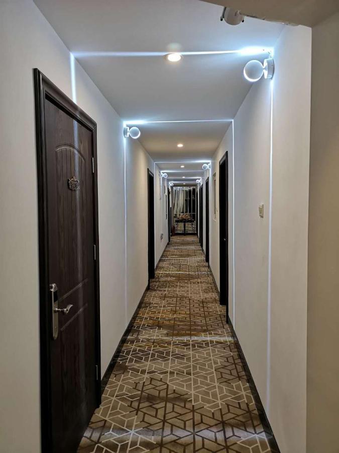 Ou Lu Business Hotel Циндао Екстериор снимка