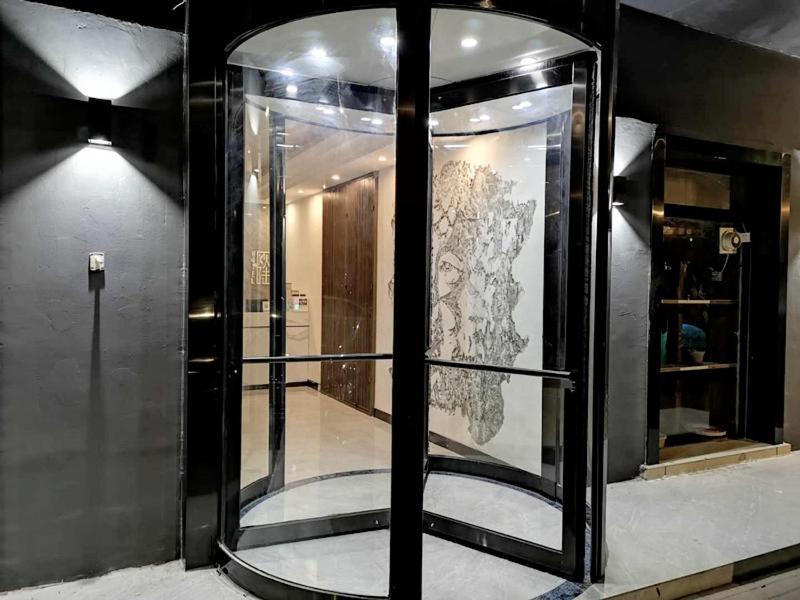 Ou Lu Business Hotel Циндао Екстериор снимка