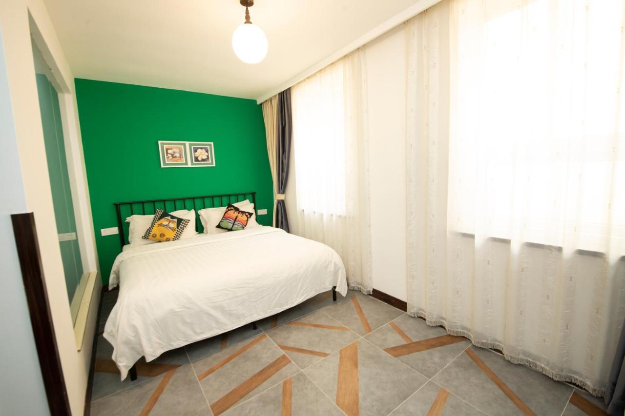 Ou Lu Business Hotel Циндао Екстериор снимка